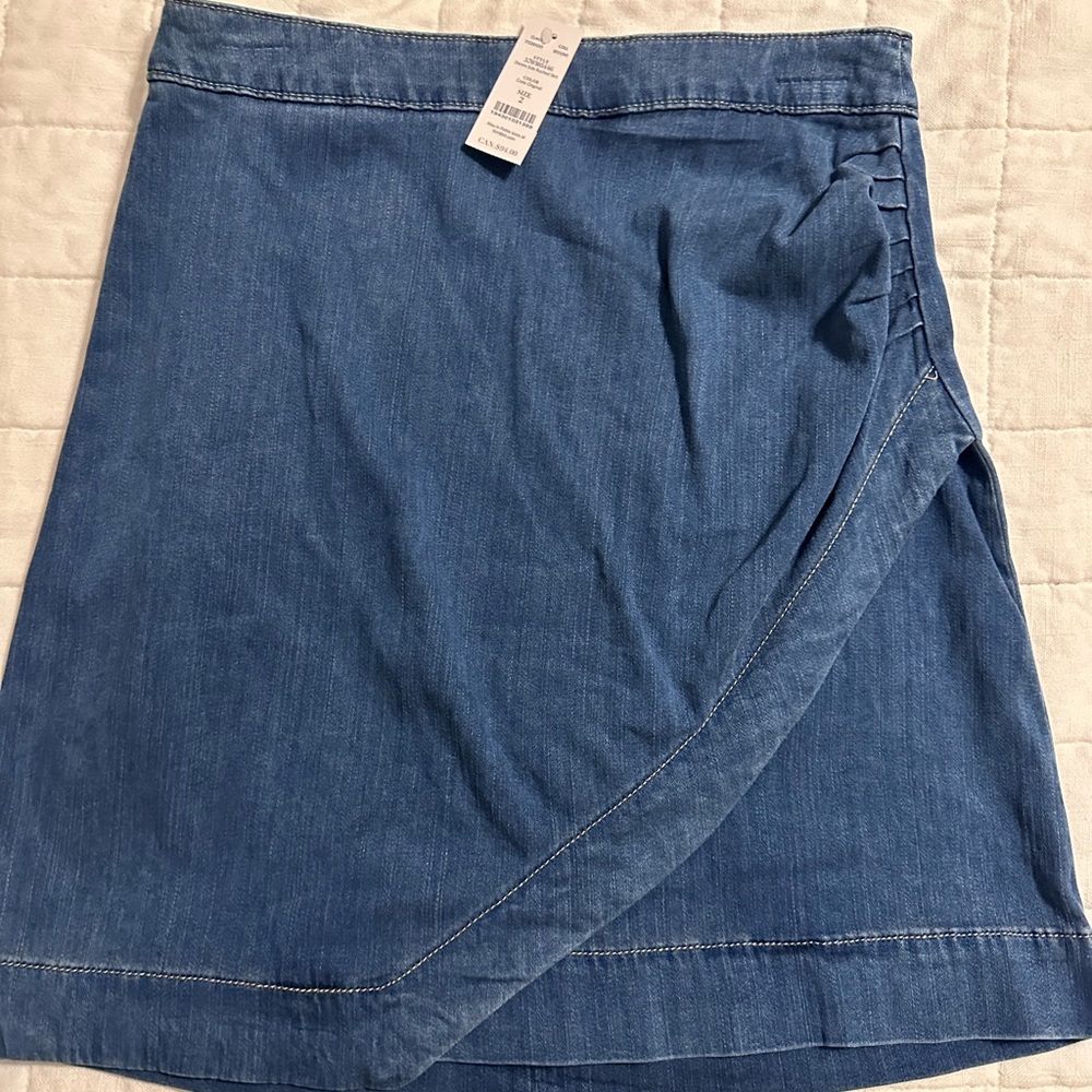 Brand new denim side ruched skirt!!!!!!!